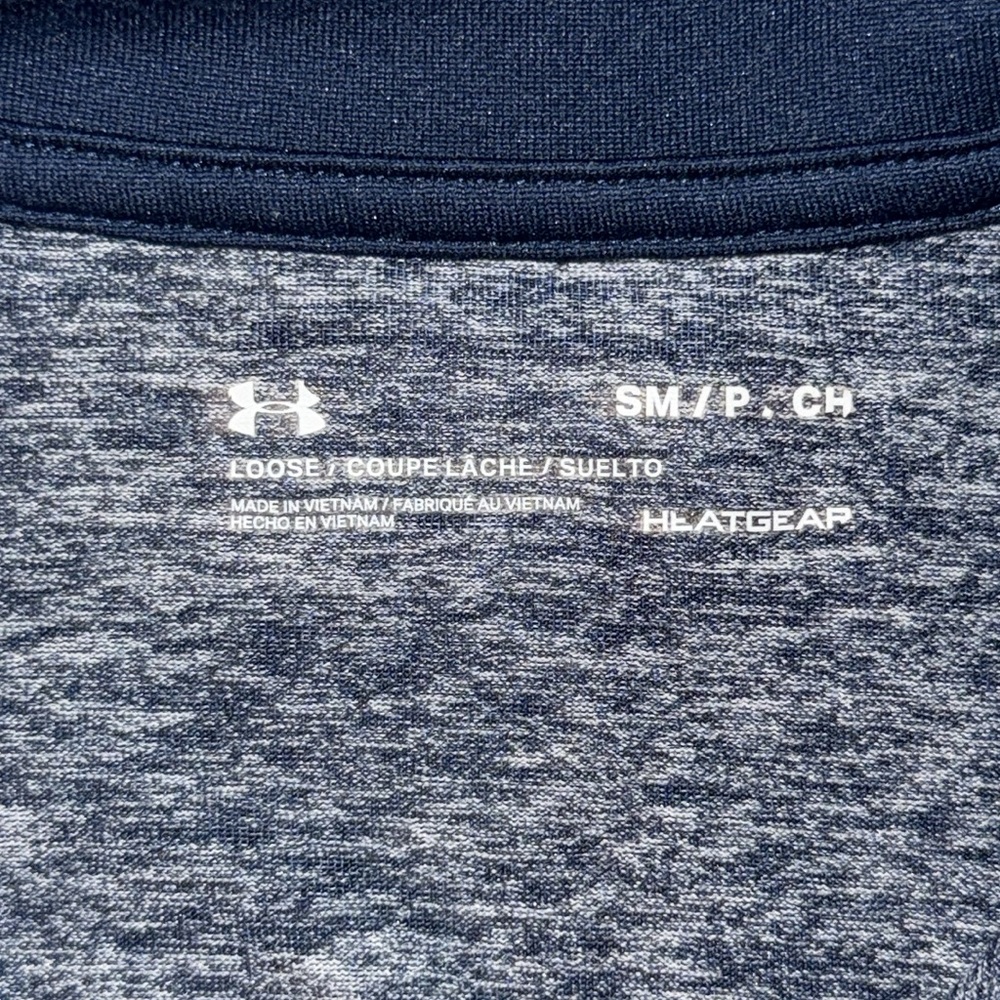 Under Armour Heatgear long‎ sleeve 1/4 zip - Picture 2 of 4